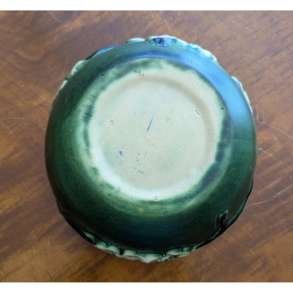 Roseville Pottery Dogwood Green Smooth 1920 Art Pottery Bowl - Picture 7 of 8